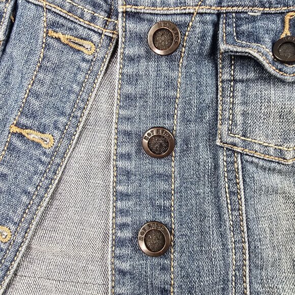 Hot Kiss Denim Vest With Aztec Embroidered Yoke Light Wash Button-Front Size S - Picture 3 of 8